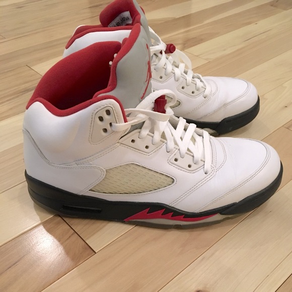 Air Jordan Retro 5 Fire Red Men’s Size 10.5 - Picture 2 of 12